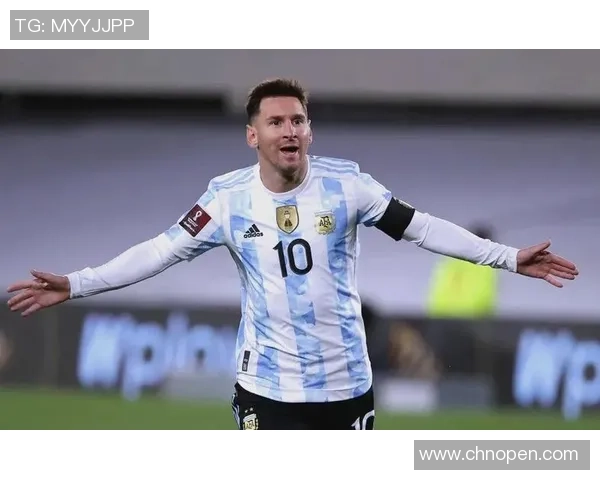 探索足球传奇人物：从贝利到梅西，球场上的巅峰与荣耀