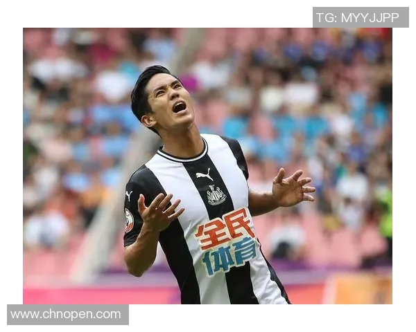 日本足球球星生涯回顾及成就分析：从初出茅庐到世界舞台的荣耀之路