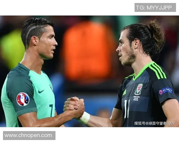 现代足球十大球星排名与他们的巅峰时刻解析