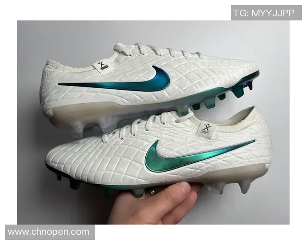 球星传奇足球鞋排名第几最值得关注的品牌与款式分析